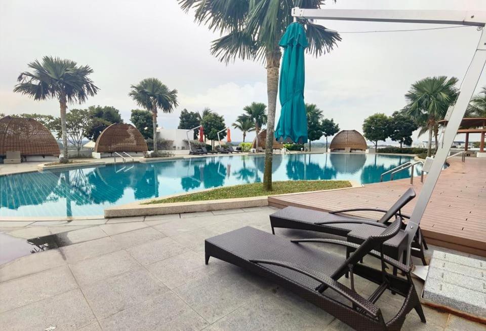 1519 Almas Suites Seaview Sunrise Netflix By Stay Nusajaya  Luaran gambar