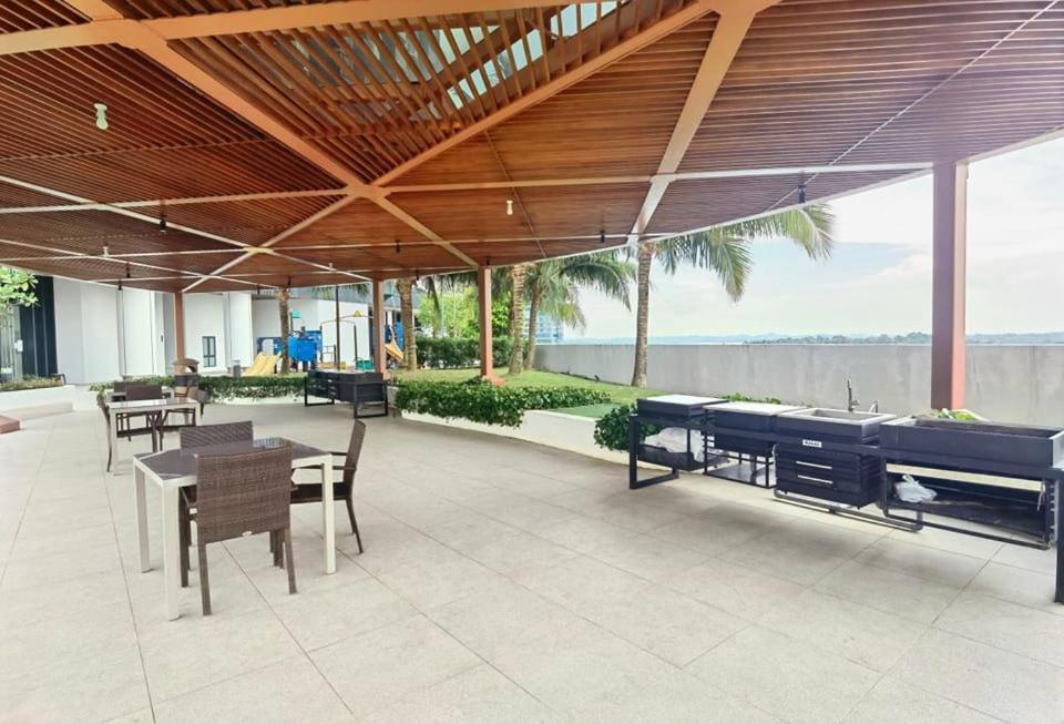 1519 Almas Suites Seaview Sunrise Netflix By Stay Nusajaya  Luaran gambar